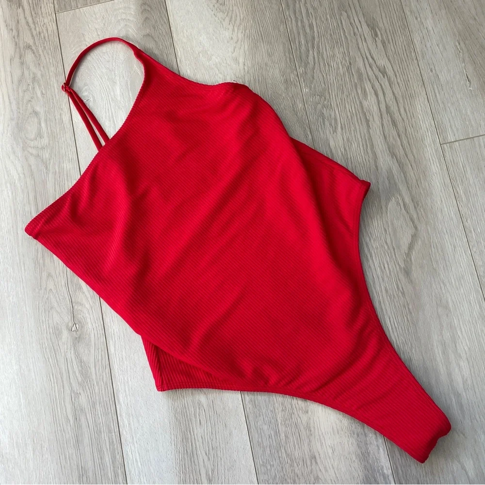 Frankies Bikinis Swimsuit one shoulder cheeky one piece womens Red (medium) swim